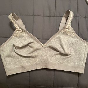 COPY - Nice pre-owned Cacique Cotton bra